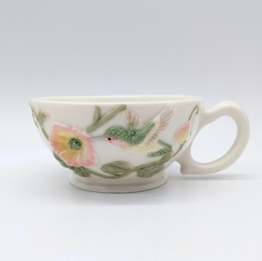Vintage 1997 YH porcelain white green pink hummingbird floral teacup mug